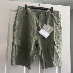 Firetrap Men’s Khaki Green Cargo Shorts Summer Size 34 - Picture 1 of 21