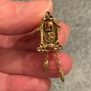 Vintage Cuckoo Clock Lapel Pin by Avon gold tone - Picture 1 of 9
