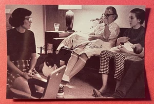 SIGNED RUTH HYDE PAINE PHOTO - LEE HARVEY OSWALD - JFK ASSASSINATION - Picture 1 of 2