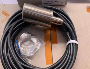 1pcs New For IFM Proximity Switch IIM210 sensor - Picture 1 of 2