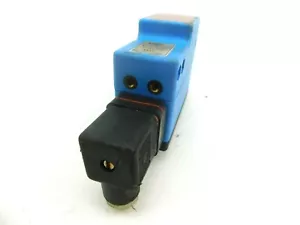 SICK Optic Electronic Proximity Sensors WL36-B330 1 005 787 9221 Dc 10 30 - Picture 1 of 8