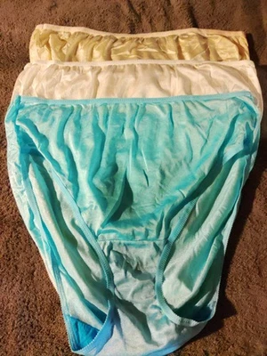 Talla 12 Vintage Fruit of the Loom 100% Nylon Bragas Corte Alto con Etiquetas Paquete de 3 Foto 1 de 4