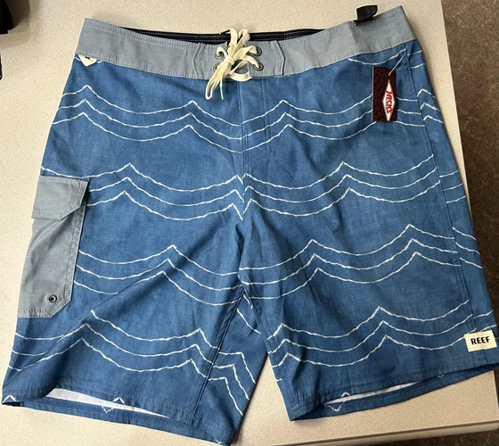 Pantalones cortos de tabla Reef azul y gris para hombre talla 33 con bolsillos laterales Foto 1 de 1