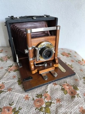 BAUSCH et LOMB Appareil photo ancien a soufflet de 1895 /Obturateur se déclenche - Photo 1/4