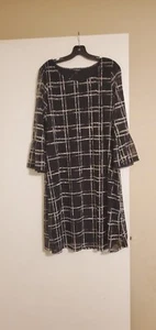 Blühendes rosa Spitzenkleid. 2XL - Bild 1 von 12