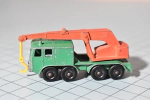 Matchbox Lesney 8 Wheel Crane No. 30 Green Orange Yellow - Picture 1 of 7