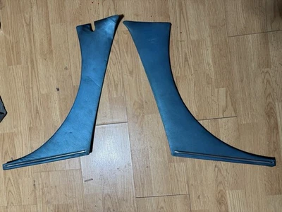 Cubiertas para patas de perro Datsun 240z paneles interiores azules originales de la serie 1 Foto 1 de 2