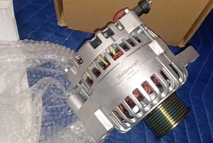 *NOS OEM* 2003-2004 MUSTANG COBRA SVT "TERMINATOR" MOTORCRAFT ALTERNATOR - Foto 1 di 8