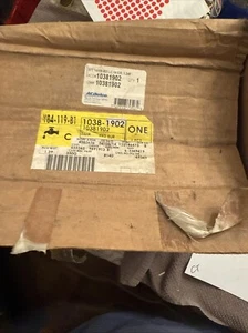 Genuine GM 10381902 NOS Tank Asm,Radiator Surge 2002-2007 Saturn Vue - Picture 1 of 4