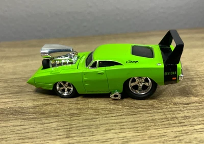 Muscle Machines - 1969 Dodge Charger Daytona - Green 69 Daytona 1:64 Diecast - Image 1 of 4