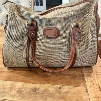 Vtg Sears 9069 Tweed Carry On Bag-Duffle Bag 18"L-14"H-11"W Shoulder Strap - Image 1 of 4