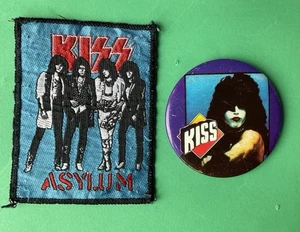 Vintage Kiss Pin & Cloth badge Patch rock music Gene Simmons Paul Stanley Asylum - Picture 1 of 5