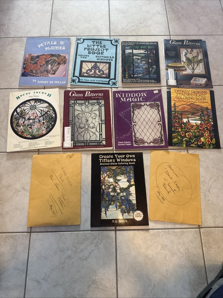 ¡LOTE de patrones de diseño de libros de vitrales vintage! Raro Foto 1 de 4