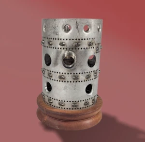 Candelabro tubo llama Dappr Rolls Royce regalo de aviación reciclado - Imagen 1 de 10