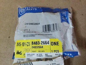 NEW OEM ORIGINAL GENUINE GM BRACE 84832664 IN-STOCK READY TO SHIP - Picture 1 of 4