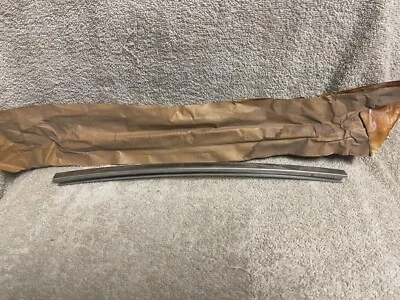 FORD D2OZ-6529952-A 1972 TORINO CUARTO VENTANA CRISTAL CROMO SOPORTE Foto 1 de 4