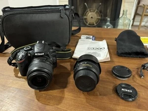 Cámara digital SLR Nikon D D3200 con lentes y accesorios de 18-55 mm y 55-200 mm - Imagen 1 de 11