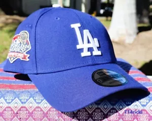 2024 MLB World Series Champions Los Angeles Dodgers Adjustable Strap Hat 9FORTY - Picture 1 of 8
