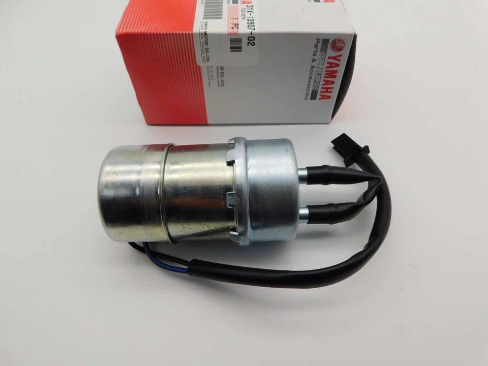 BOMBA DE COMBUSTIBLE ORIGINAL YAMAHA V-STAR 1100 1999-2001 COMP. 3YX-13907-02 F/S Foto 1 de 1
