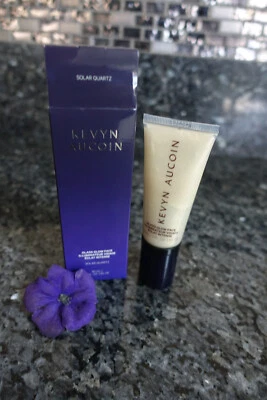 Kevyn Aucoin glass glow face illuminator in solar quartz new in box 1oz - Image 1 of 4