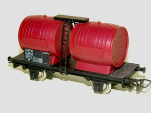 JOUEF  ( 643 )   WAGON BI-FOUDRES TRANSPORT DE VINS A ESSIEUX  DE LA SNCF   HO - Foto 1 di 2