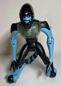 Ben 10 - 2007 1st Edition DNA Alien Heroes XLR8 Clear Chest 6" Bandai Figure - Picture 1 of 3