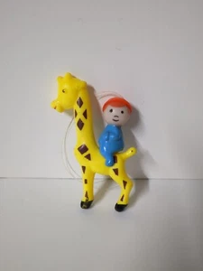 Vintage Babybett Kunststoff Junge Reiten Giraffe Mobile Figur Ersatz (F5) - Bild 1 von 5