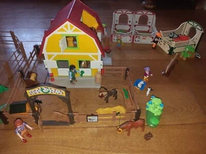 Playmobil Ponyhof Reiterhof 5222 und Reitplatz - Bild 1 von 18