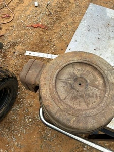 1959 1960 1961 Ford Galaxie 6 cyl??? AIR CLEANER Assembly Original 6 cyl engine - Picture 1 of 10