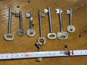 7 x Restposten Schlüssel Vintage Antik Schlüssel Tür Möbel T6 - Bild 1 von 3