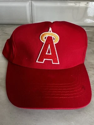 Gorra roja vintage de Los Angeles Angels con logotipo de halo amarillo 7 Foto 1 de 4