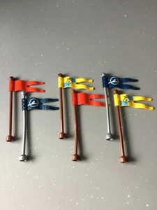 Lego Duplo Fahnen und Stangen. Lot 1 - Bild 1 von 1