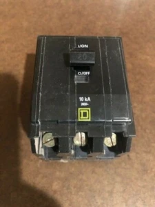 INTERRUTTORE QUADRATO D QO320 3 POLI 20 AMPERE - Foto 1 di 3