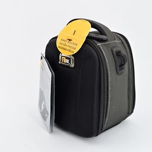 Case Logic QPB-4 Quick-Draw Camcorder Camera Case – Compact Pouch with Tags - Picture 1 of 12