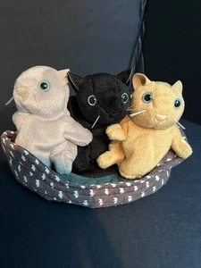 Folkmanis 3 Furry Folk Kittens in a Basket Black Gray Tan Finger Puppet Plush - Picture 1 of 14