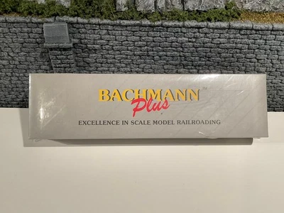 Bachmann Plus #31104 HO Scale Santa Fe B23-7 Diesel Locomotive #6380 New - Image 1 of 2