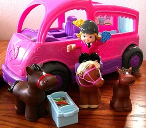 2010, Fisher-Price Little People Jump n' Ride Pony Trailer Playset, Usato in ottime condizioni - Foto 1 di 15