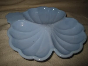 Jeannette Doric Delphite Light Blue 3 Section Clover Leaf Candy Dish - Vintage - Picture 1 of 3