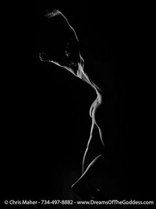 1244-TW Fine Art Nude Female Back Light Photo by Maher - Bild 1 von 1
