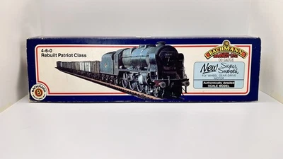 Bachmann 31-200 OO Gauge BR Rebuilt Patriot Class 6P No 45528 - Image 1 of 4