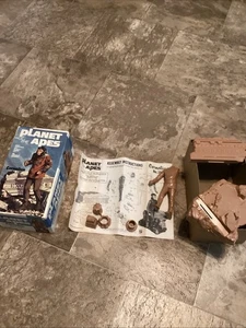 De colección 1973 Planet of the Apes Cornelius Addar Modelo Kit Piezas con instrucciones - Imagen 1 de 5