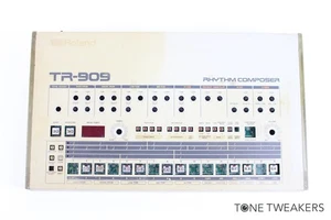 Roland TR-909 Rhythm Composer Drum Machine BAD SHAPE For Parts / Repair READ 1st - Picture 1 of 19