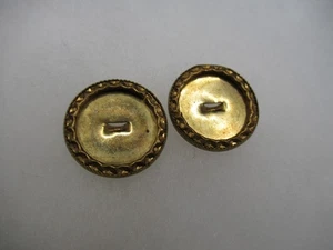 Vintage lot 2 pressed gold metal buttons 3/4" diameter open center for cabochon - Picture 1 of 5
