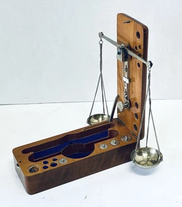 Bilancia diamantata oro portatile tascabile da viaggio vintage con scatola in legno montata - Foto 1 di 10