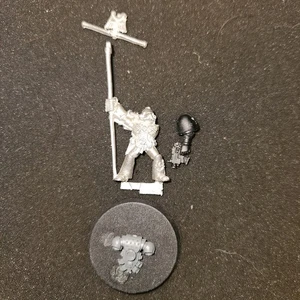 Space Marine Standard Bearer Metal Oop SM 40k  - Imagen 1 de 1
