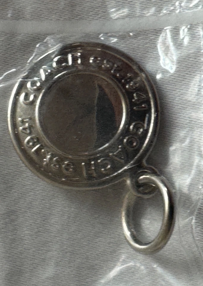 VINTAGE COACH Round Silver Nickel Metal Disc Key Fob Bag Charm Keychain Hang Tag - Image 1 of 3