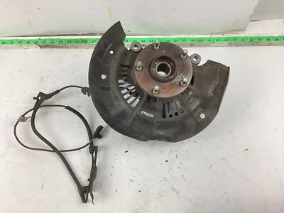 Toyota Sienna 2011-2018 eje delantero derecho lado pasajero nudillo y buje OEM Foto 1 de 4