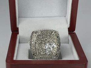 Chicago Blackhawks 2010 Stanley Cup Championship Ring With Display Box - Toews - Picture 1 of 5