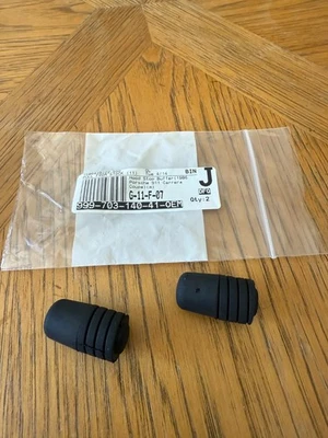 NUEVO Porsche 911 / 912 / 964 / 986 / 993 / 996 capó/tapa tapa tope amortiguador (2) Foto 1 de 2