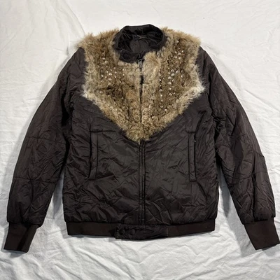 Chaqueta Diesel de nailon con tachuelas de piel de conejo negra dorada 18x26 Foto 1 de 4